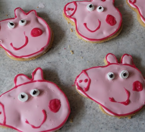 mesa de cumpleaños de peppa pig