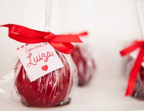 Ideas para organizar una fiesta infantil de San Valentín en casa postres