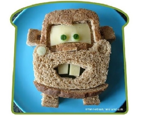 sandwich con forma de cars