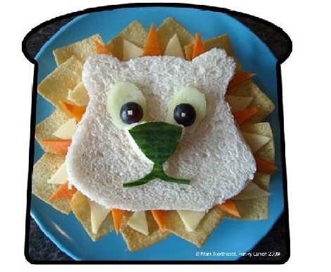 sandwich con forma de león